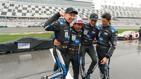 Fernando Alonso wins Rolex 24 at Daytona with Wayne Taylor 